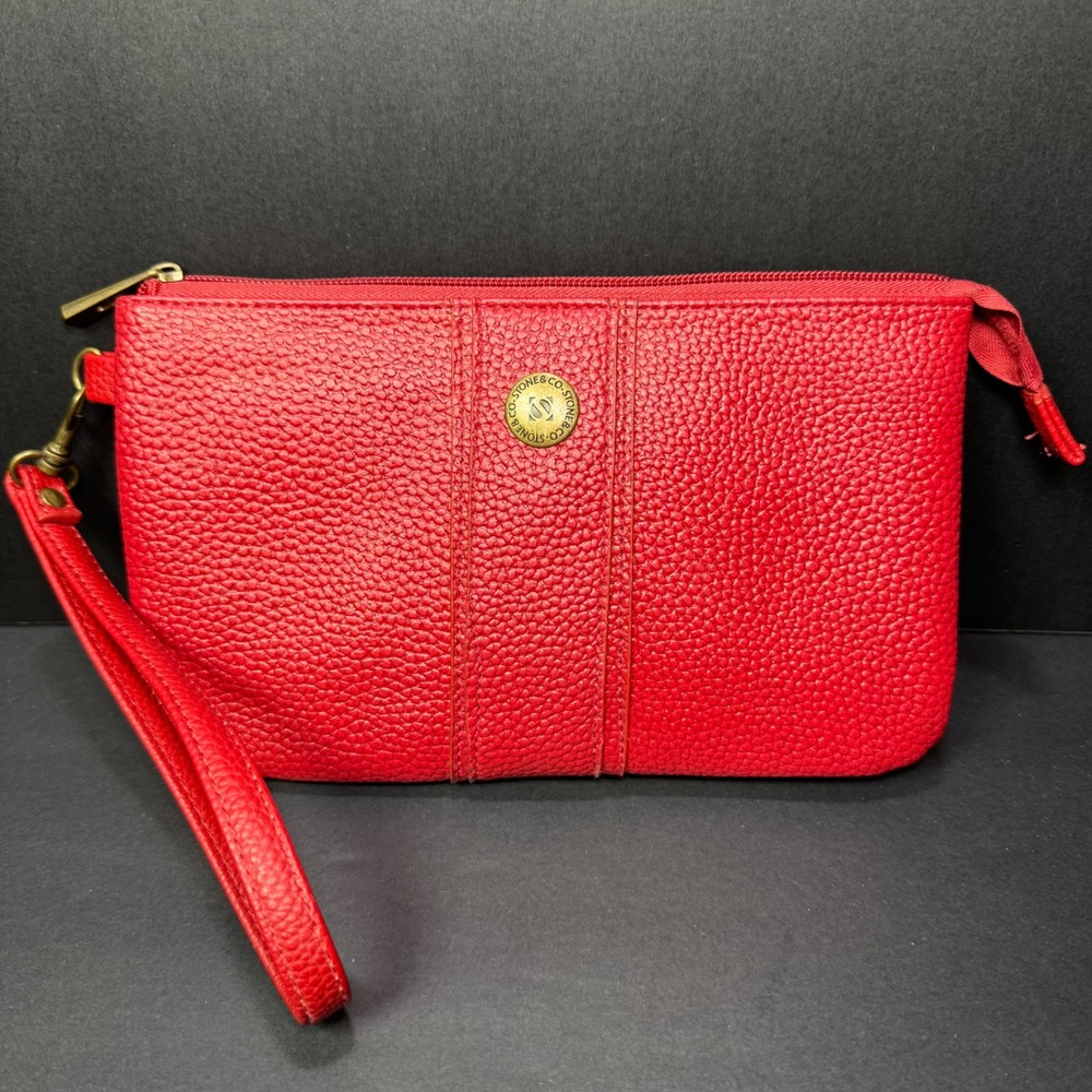 STONE & CO Red Pebble Grain Talia Bonded Leather Wristlet Clutch Wallet Zippered